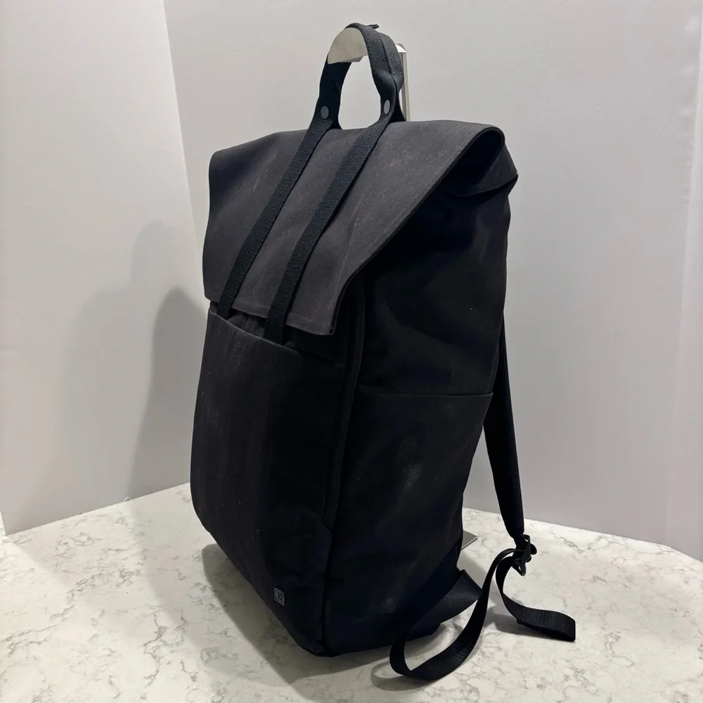 Lululemon Early Embark Backpack *22L in‎ Black